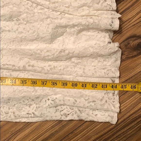 lulu’s White Lace Maxi Dress - Picture 7 of 7